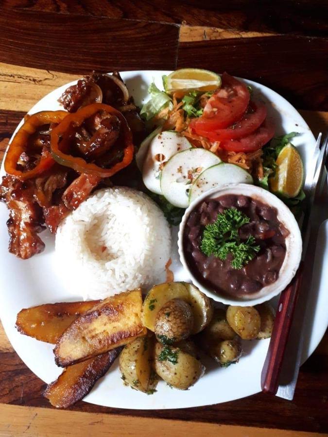 Rancho De Lelo Ecolodge Monteverde 외부 사진